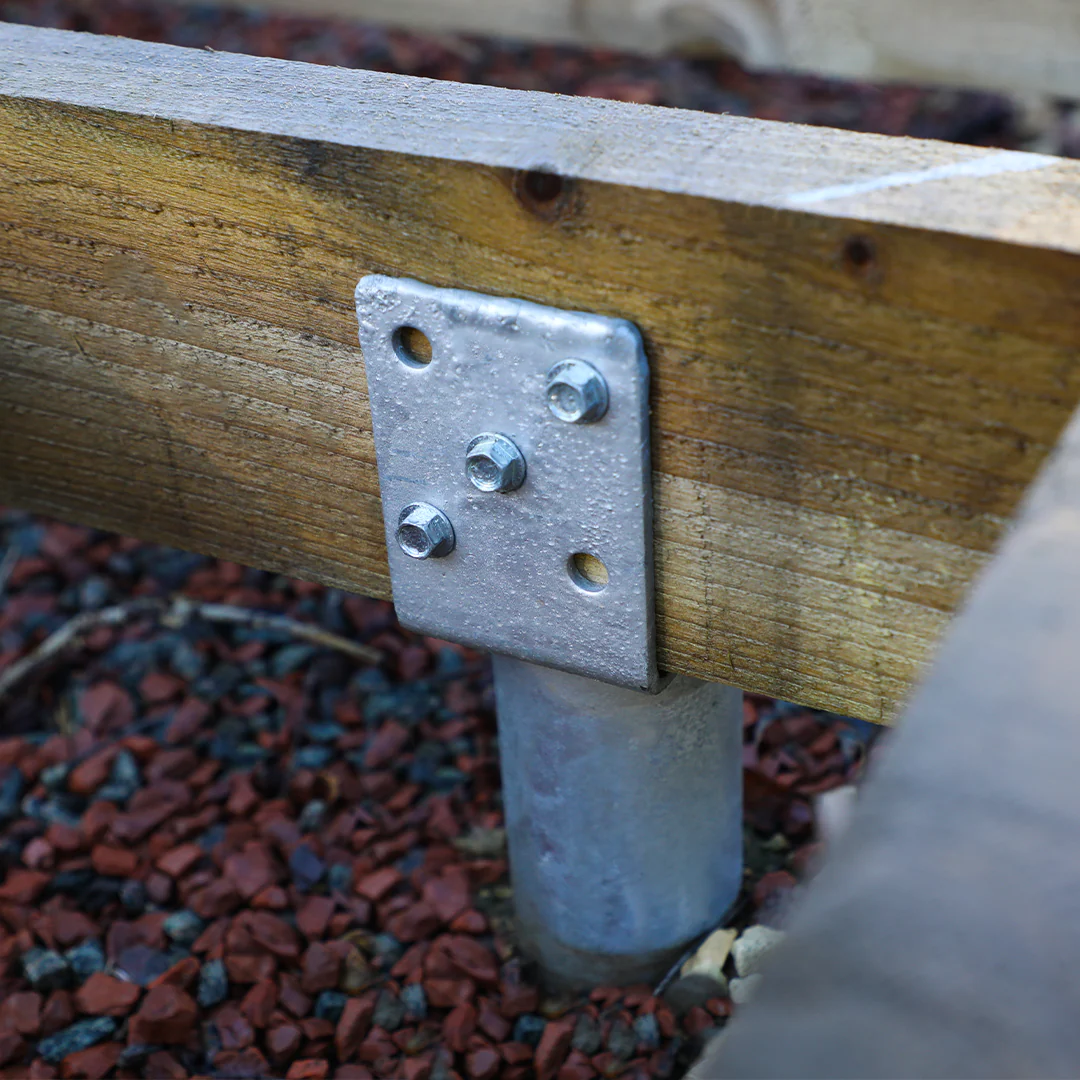 4m x 4m Elite Timber Base With Ground Screws